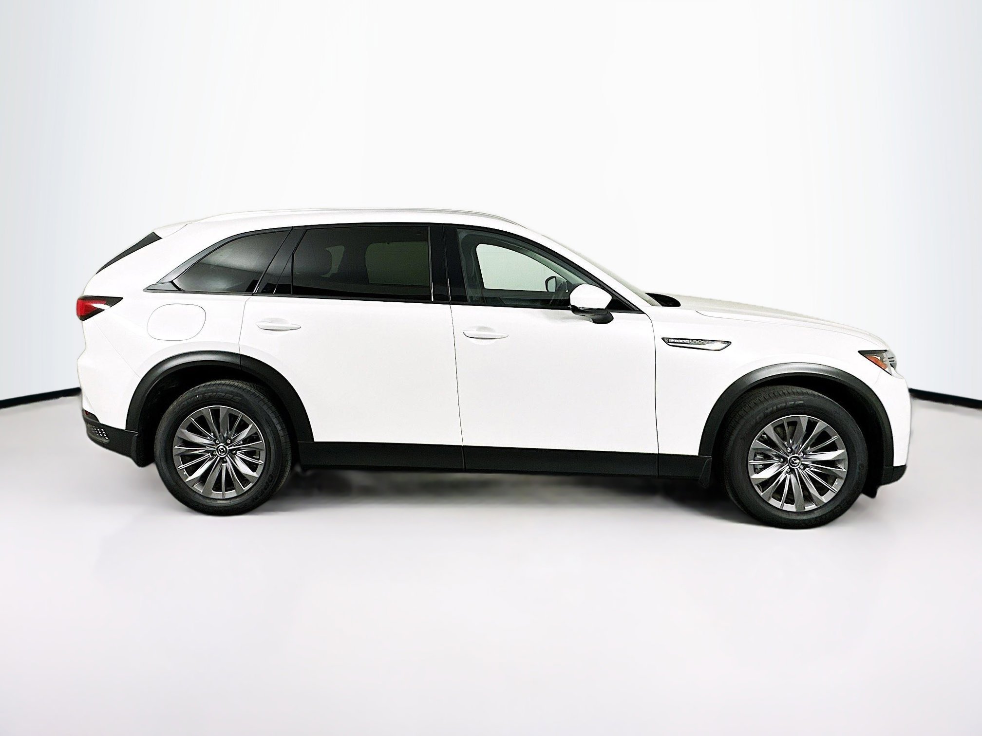 Used 2024 MAZDA CX-90 Plug-In Hybrid w/ Preferred image 10