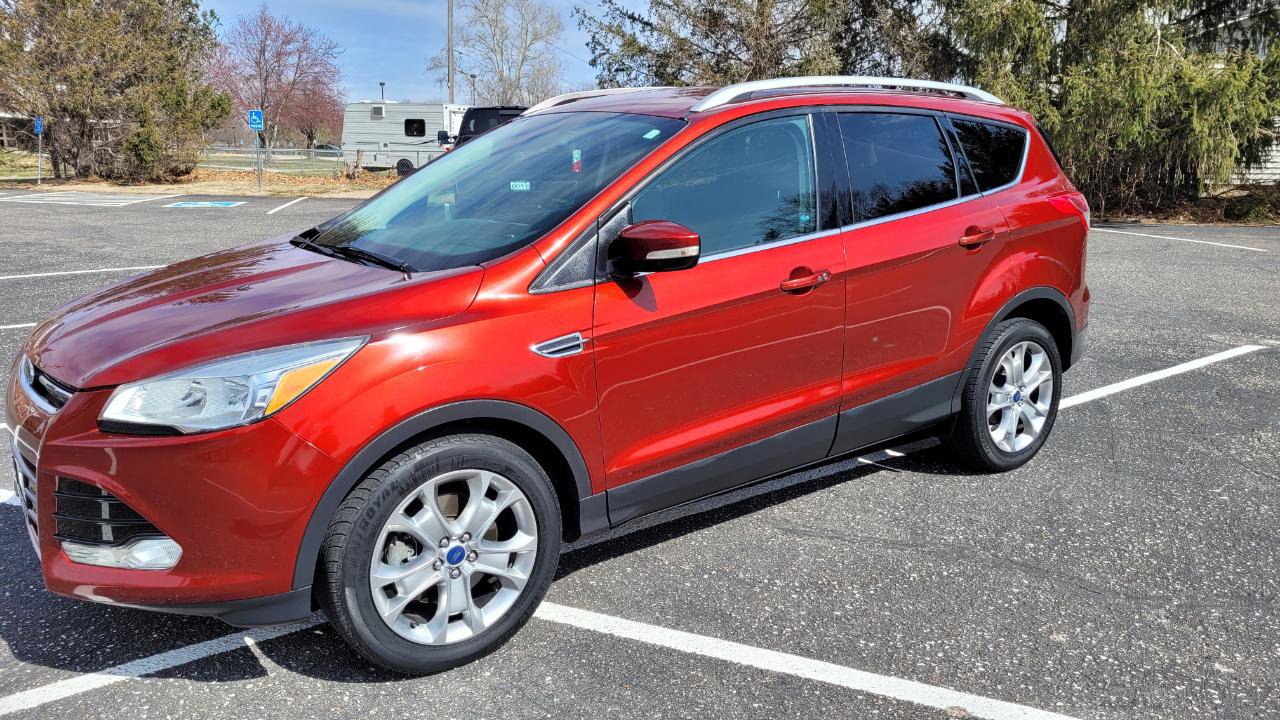 Used 2015 Ford Escape Titanium AWD/4WD image 2