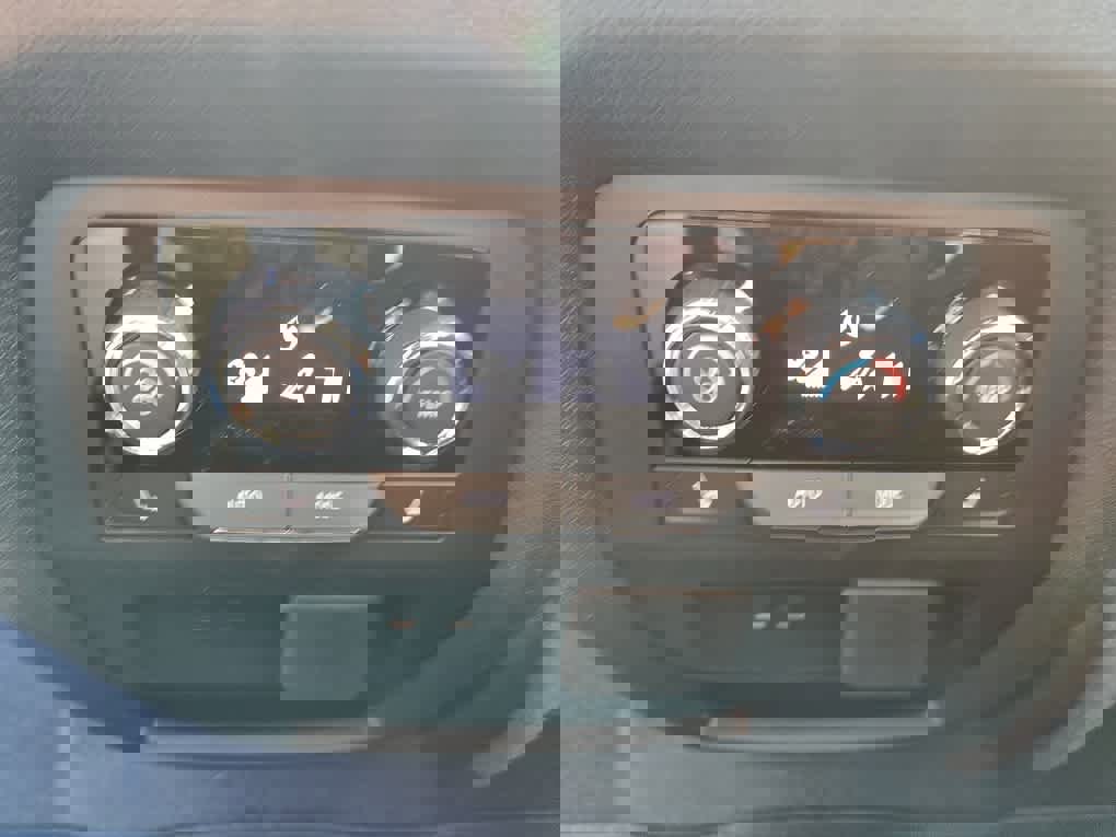 New 2026 Chevrolet Traverse RS image 32