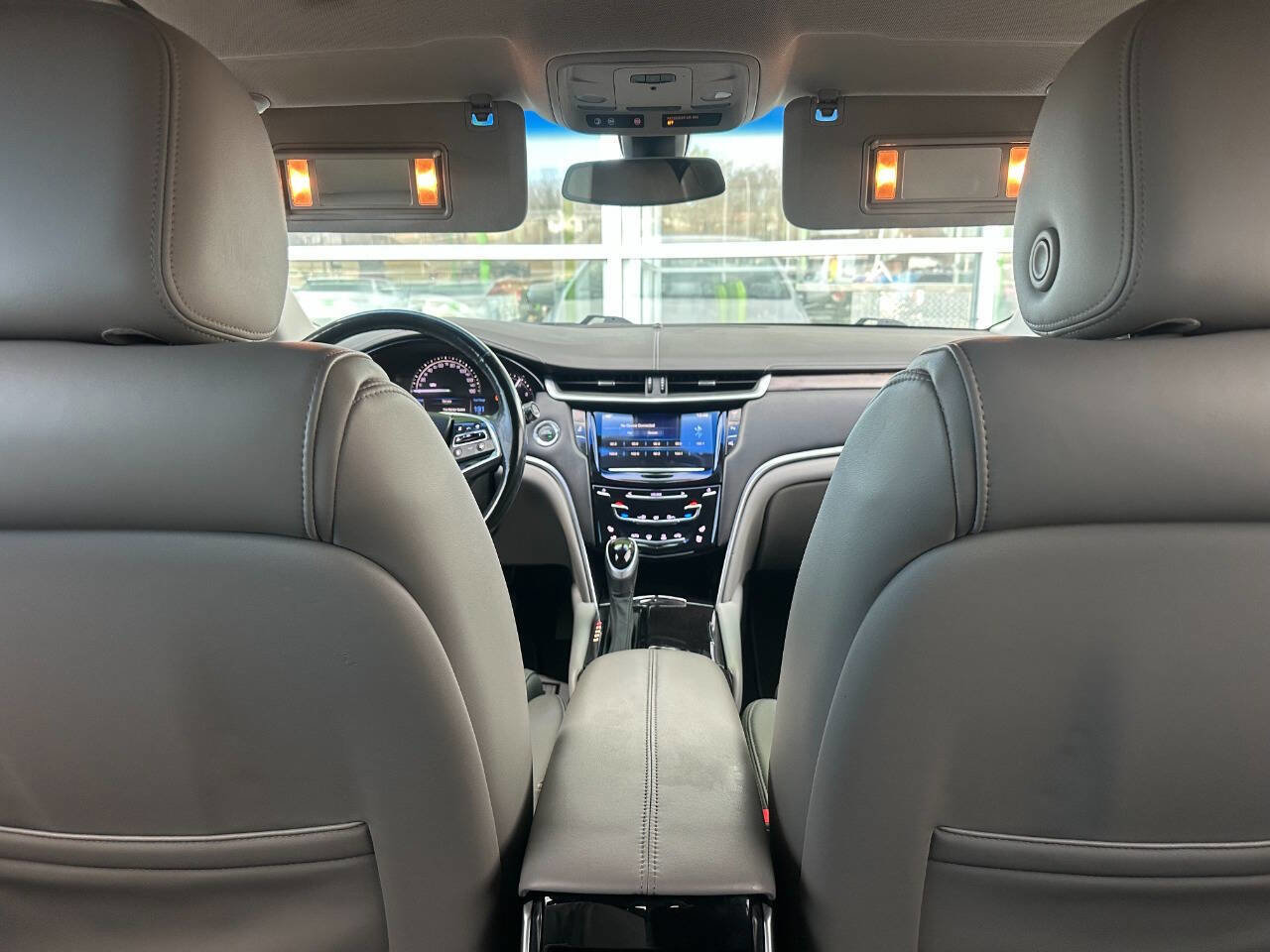 Used 2017 Cadillac XTS Luxury image 21