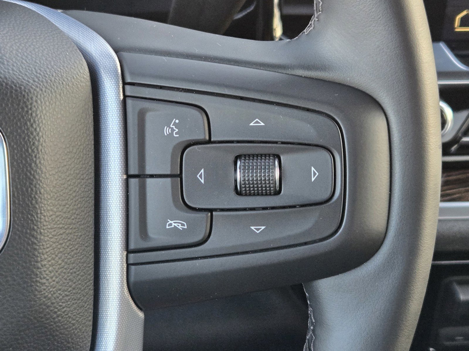 Used 2025 GMC Sierra 1500 Elevation image 25