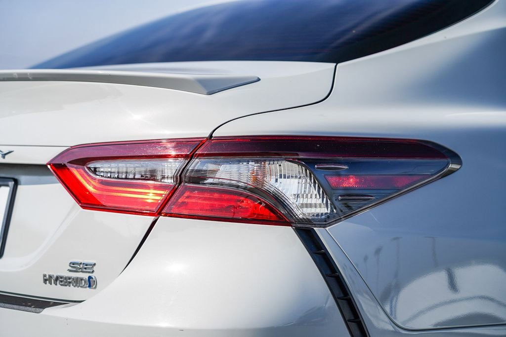 Used 2023 Toyota Camry SE image 10