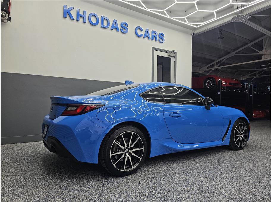 Used 2023 Toyota GR86 w/ ALL Weather Mat Package (TMS) image 6