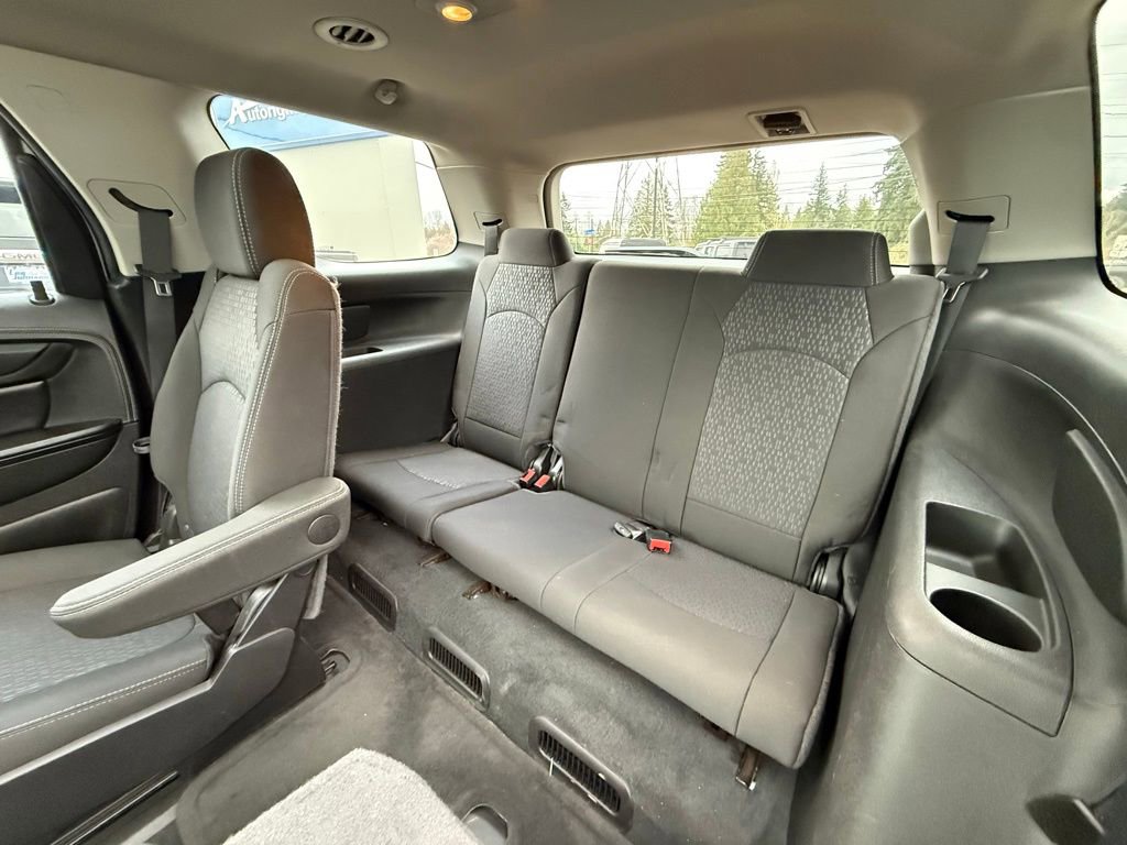 Used 2016 GMC Acadia SLE image 16