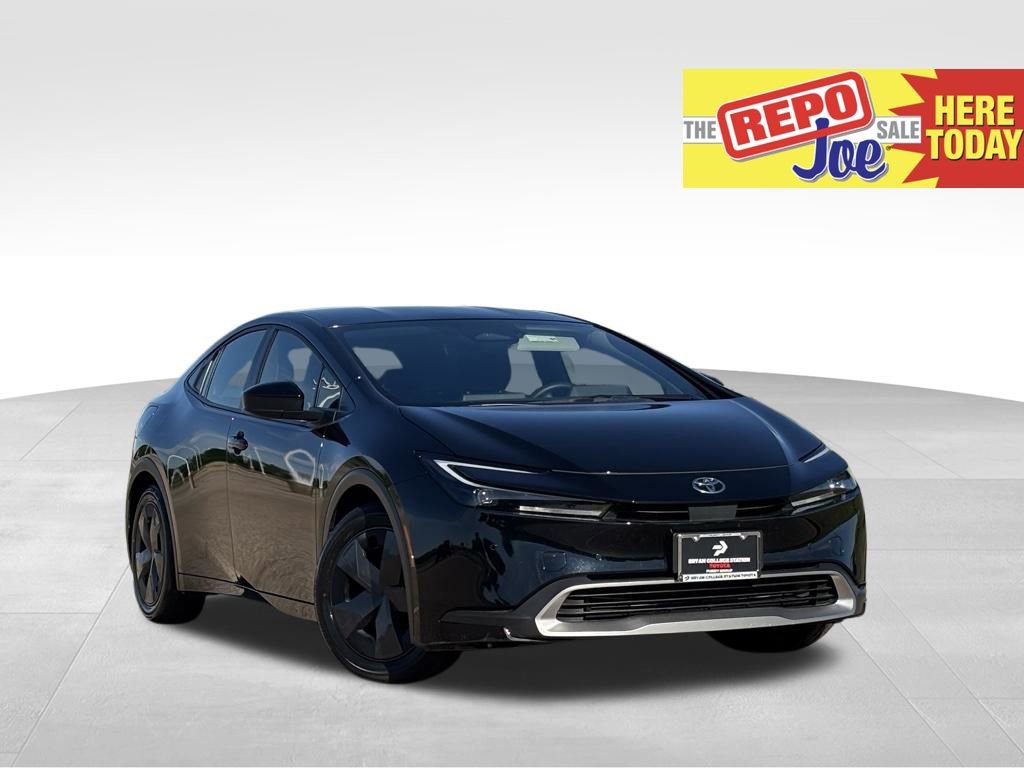 Used 2025 Toyota Prius Plug-In Hybrid FWD image 1