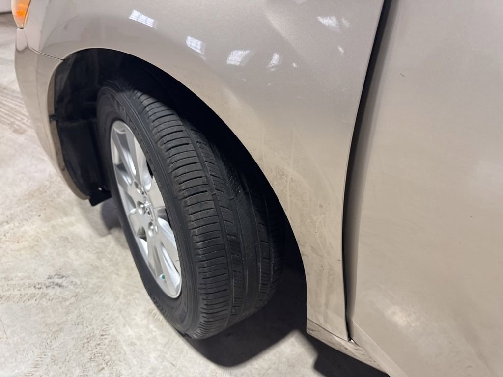 Used 2009 Toyota Camry Hybrid image 3