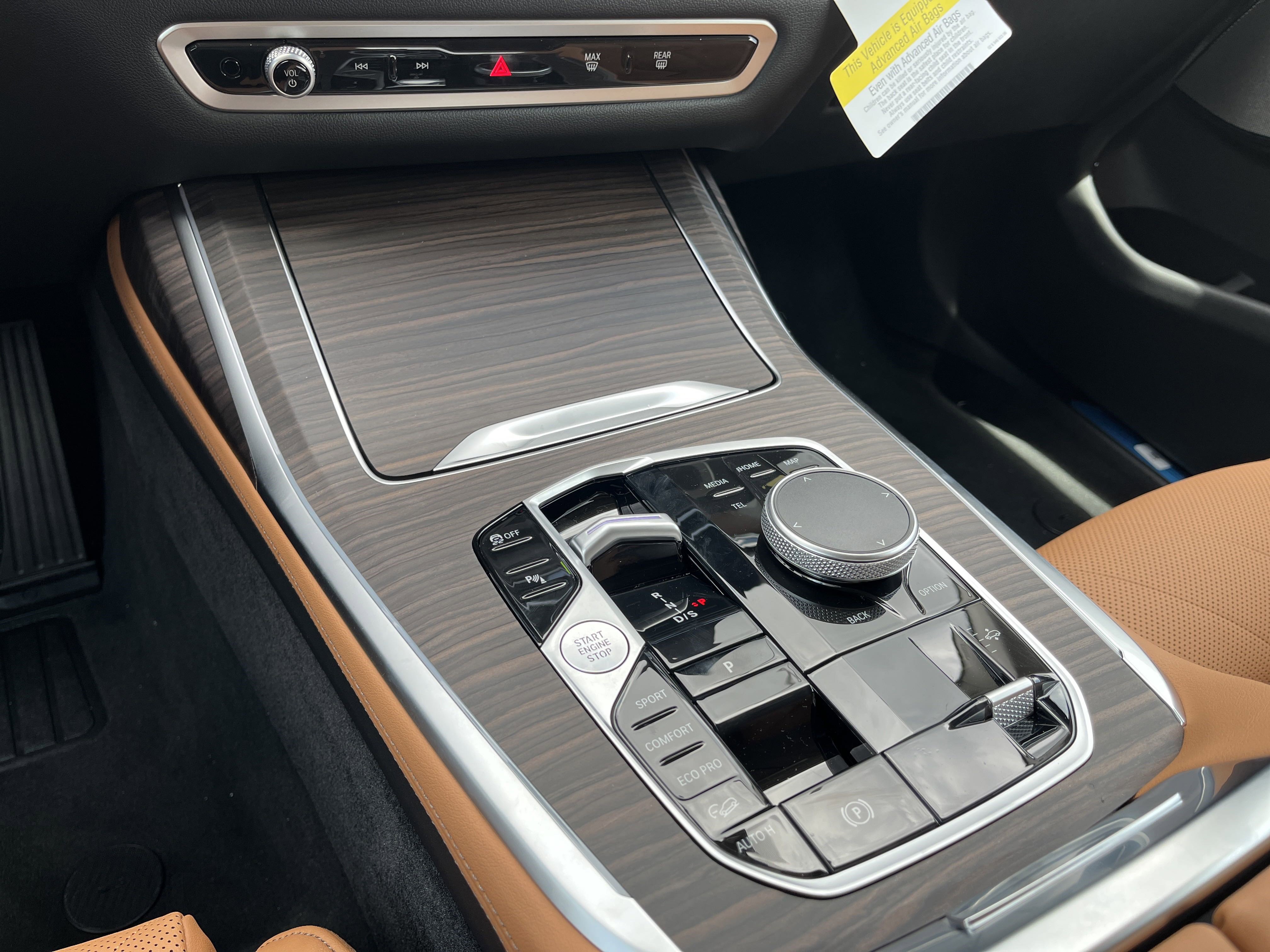 New 2026 BMW X7 xDrive40i w/ Premium Package image 13