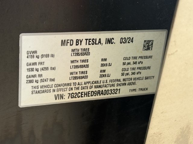 Used 2024 Tesla Cybertruck AWD Crew Cab image 27