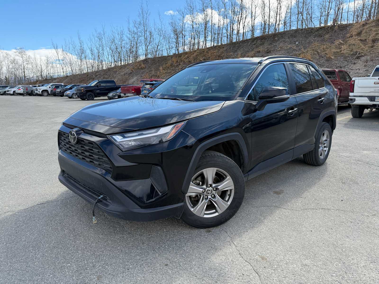 Used 2023 Toyota RAV4 XLE FWD image 1