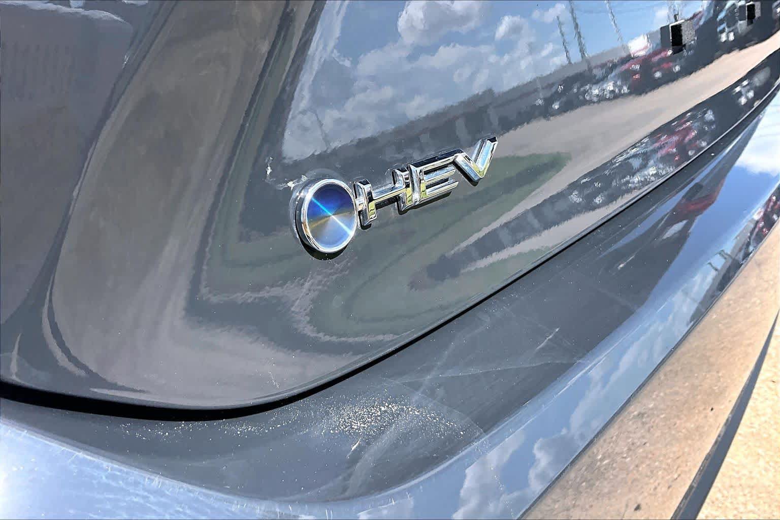 Used 2026 Toyota Camry SE FWD image 31
