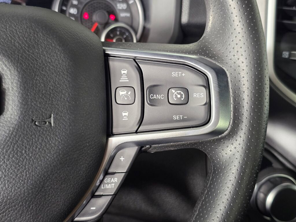 New 2026 RAM 1500 Express AWD/4WD image 25