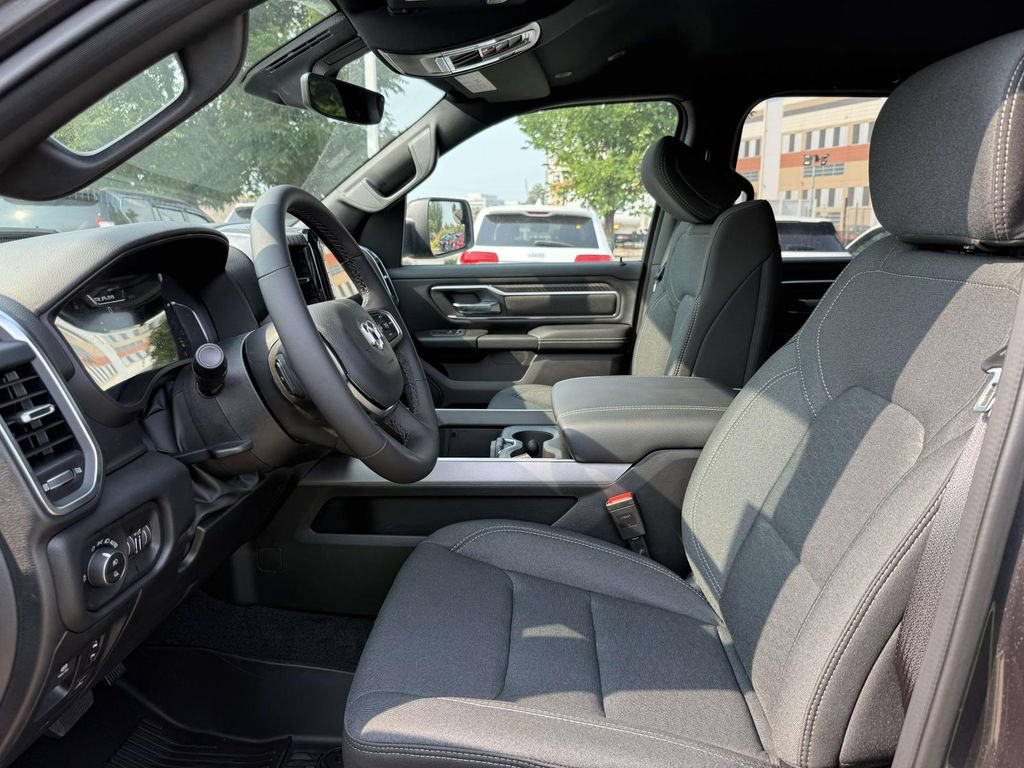 New 2026 RAM 1500 Big Horn AWD/4WD image 13