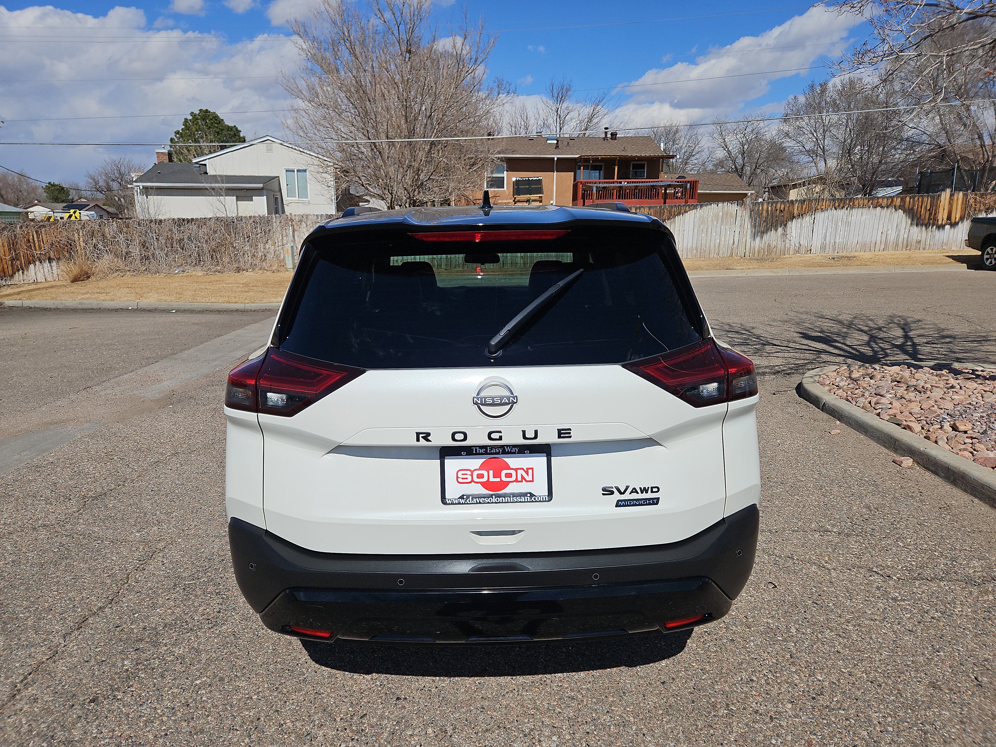 Used 2023 Nissan Rogue SV w/ SV Premium B Package image 6