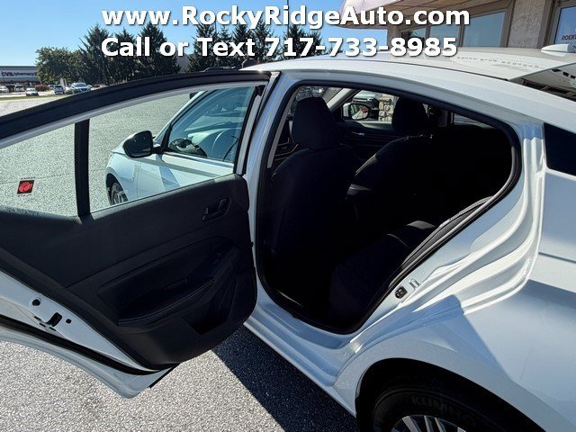 Used 2024 Nissan Altima 2.5 SV w/ SV Premium Package AWD/4WD image 34