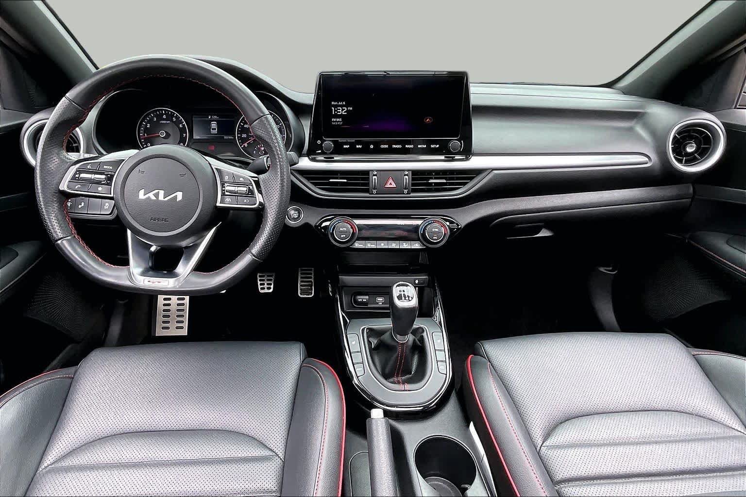 Used 2024 Kia Forte GT FWD image 15