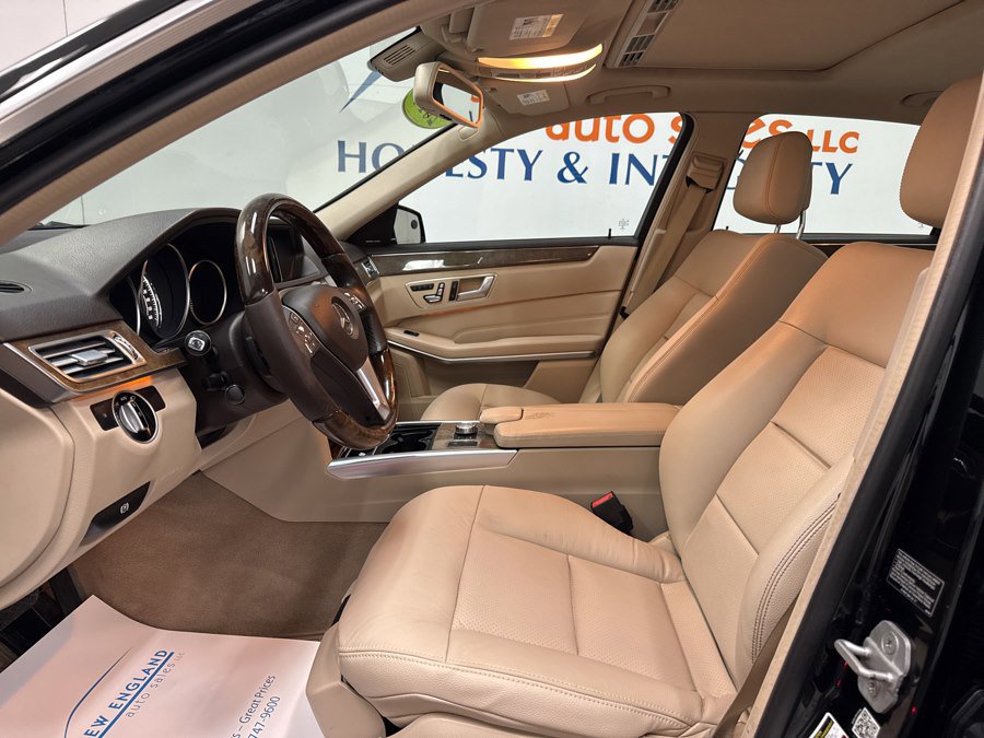 Used 2014 Mercedes-Benz E 350 4MATIC Sedan image 6