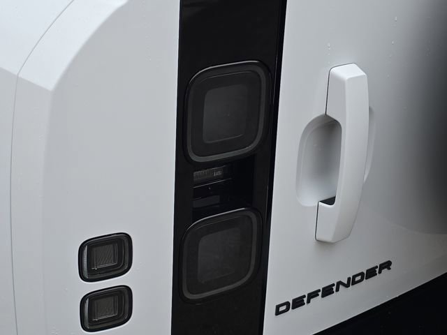 New 2026 Land Rover Defender 130 V8 image 23