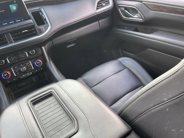 Used 2022 Chevrolet Suburban Z71 image 16