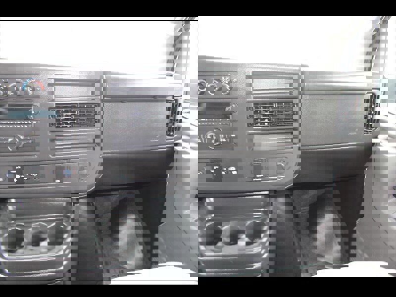 Used 2025 Chevrolet Express 3500 LS RWD image 21