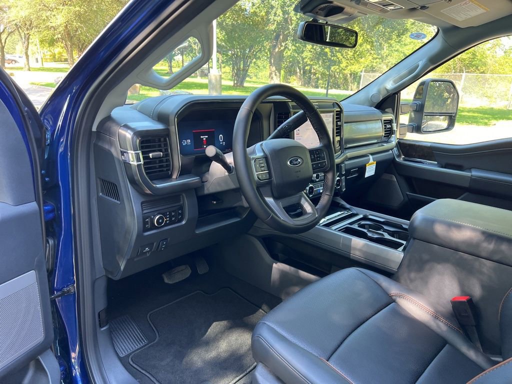 New 2026 Ford F250 Lariat w/ FX4 Off-Road Package image 14