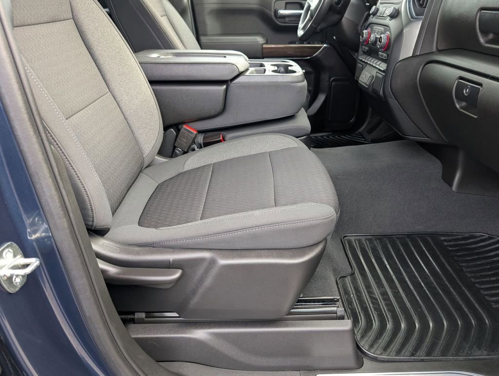 Used 2022 Chevrolet Silverado 1500 LT image 45