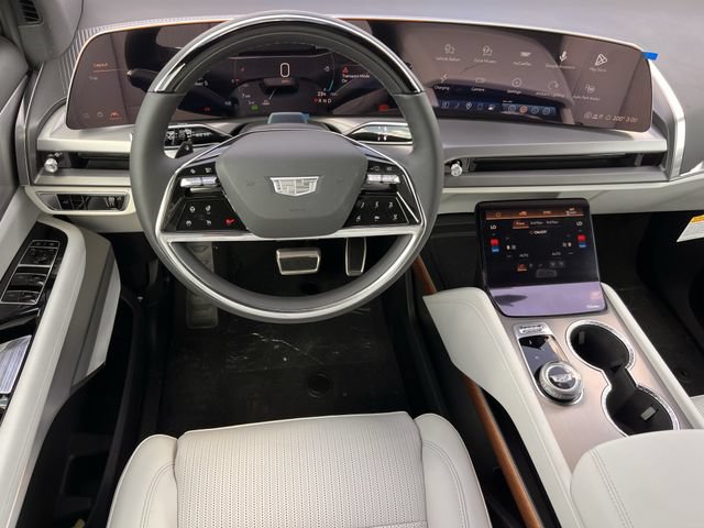 New 2027 Cadillac Vistiq Luxury AWD/4WD image 10