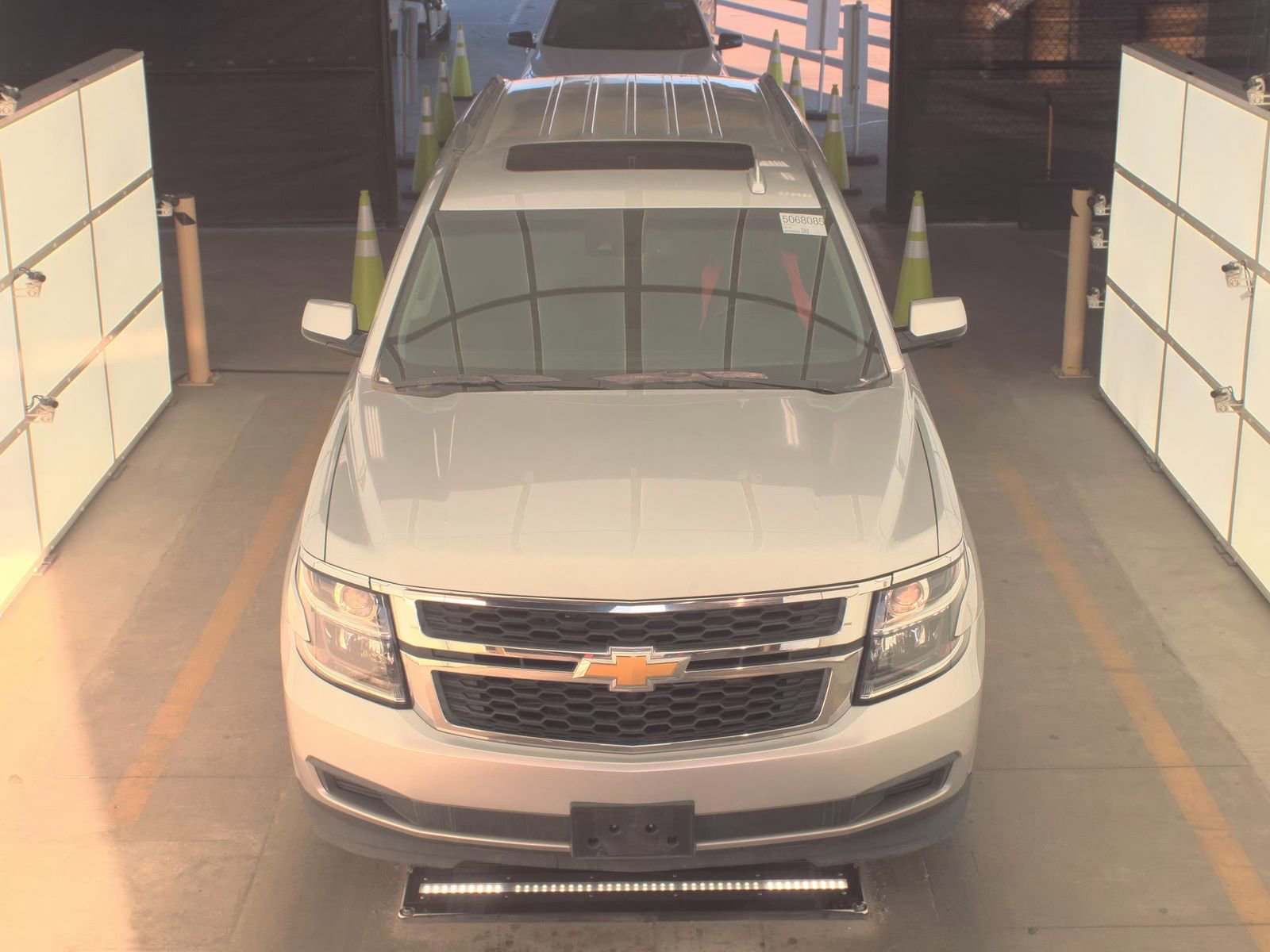 Used 2018 Chevrolet Tahoe LT image 2