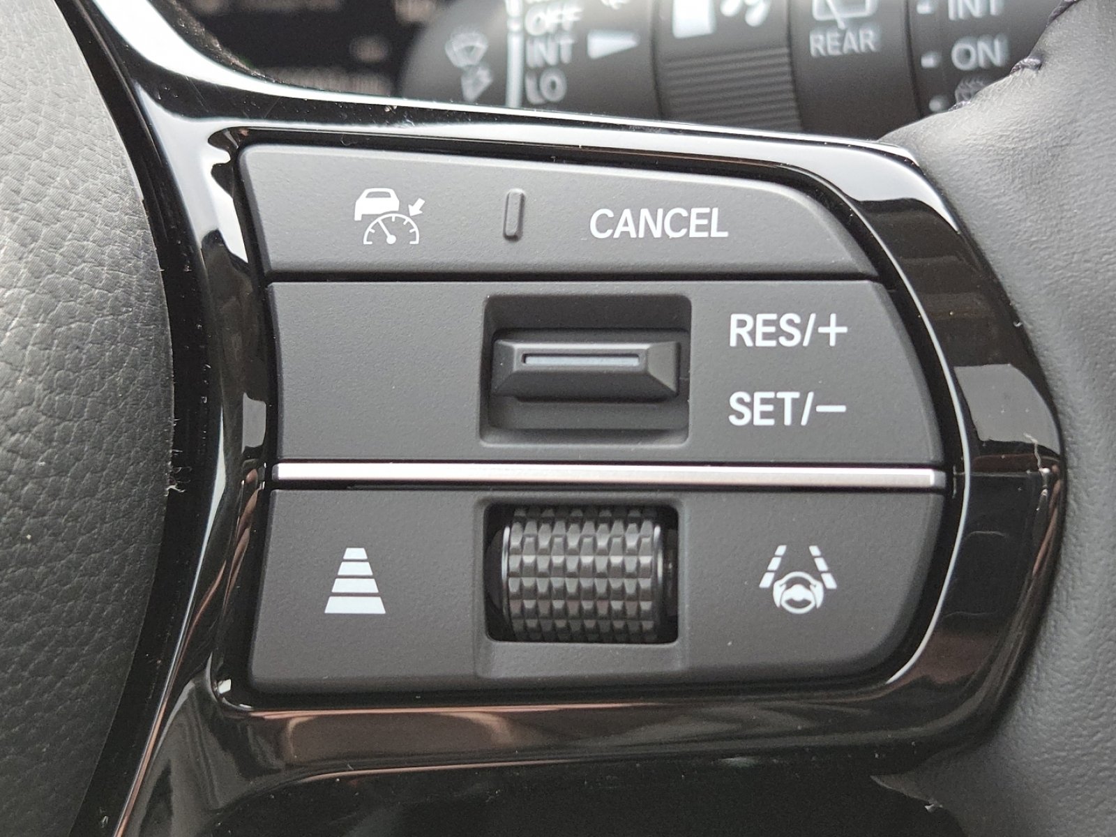 New 2026 Honda CR-V EX-L image 9