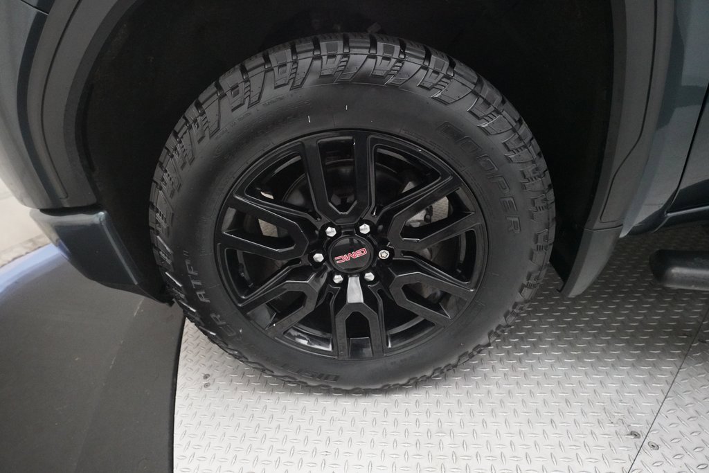 Used 2021 GMC Sierra 1500 Elevation w/ Preferred Package image 26