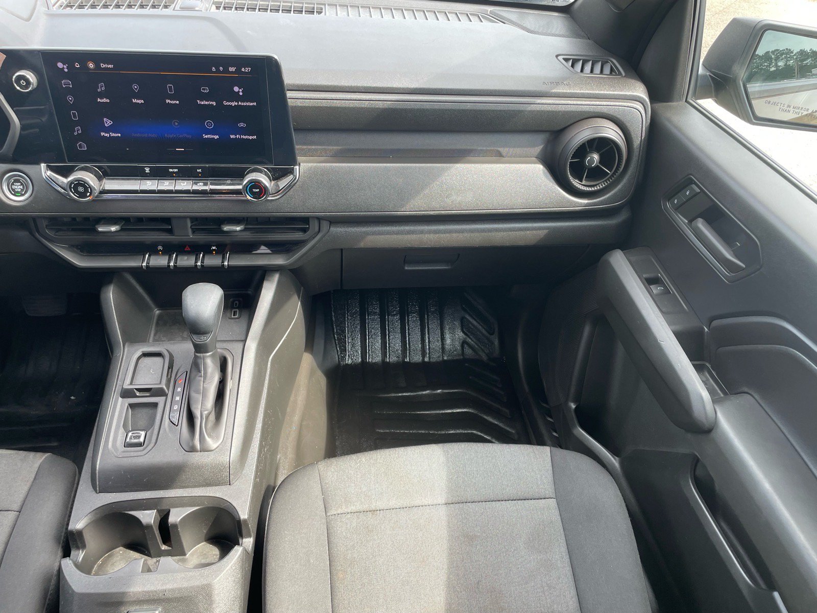 Used 2023 Chevrolet Colorado W/T RWD image 8