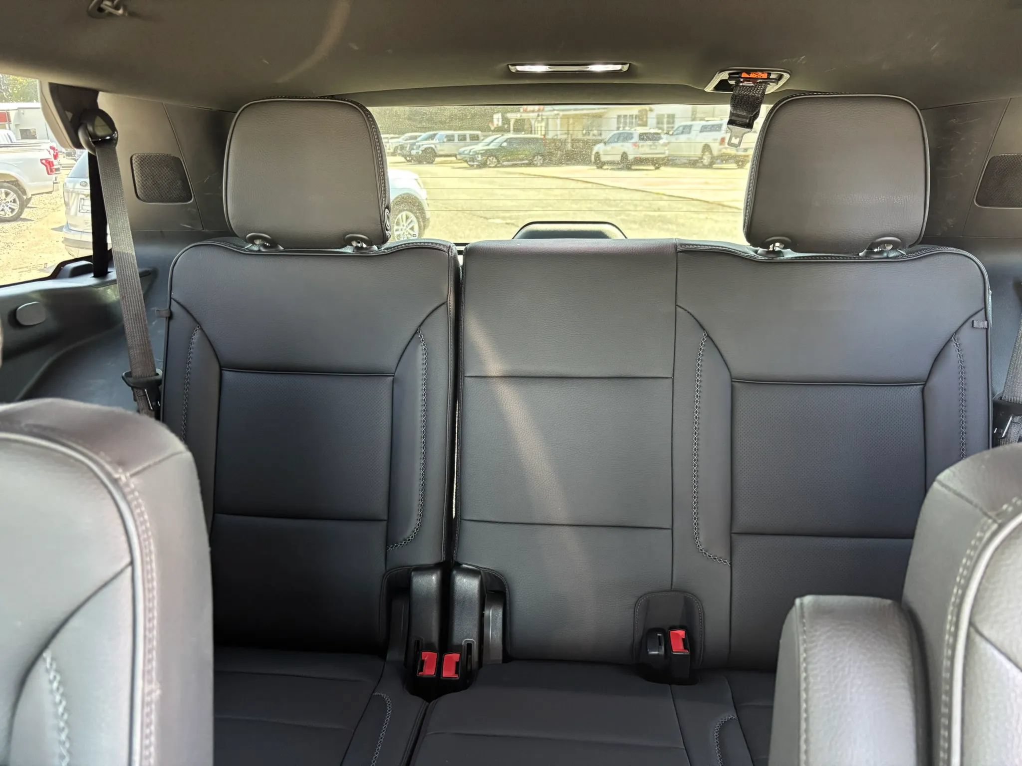 Used 2021 GMC Yukon Denali w/ Denali Ultimate Package AWD/4WD image 16