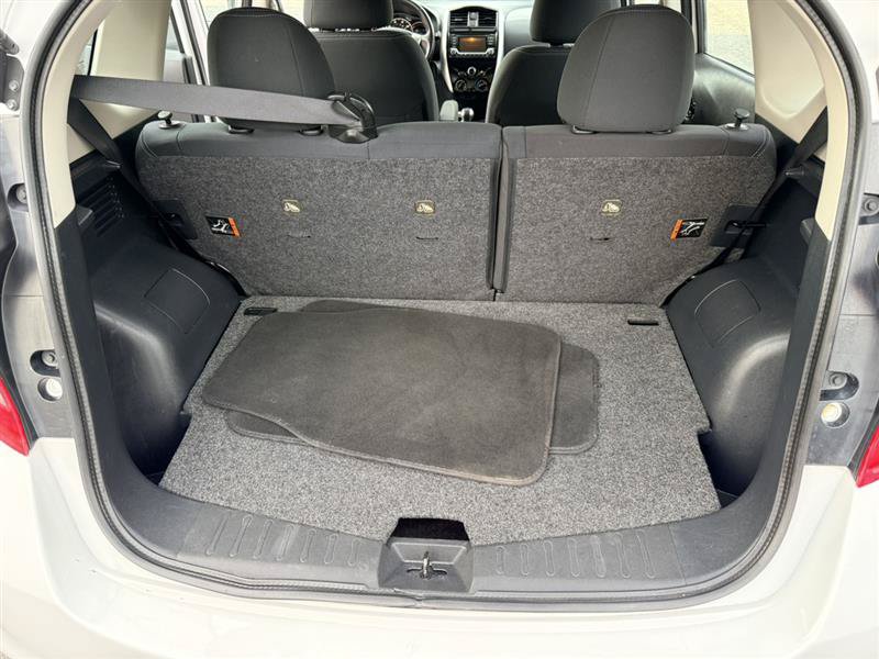 Used 2017 Nissan Versa Note SV FWD image 16