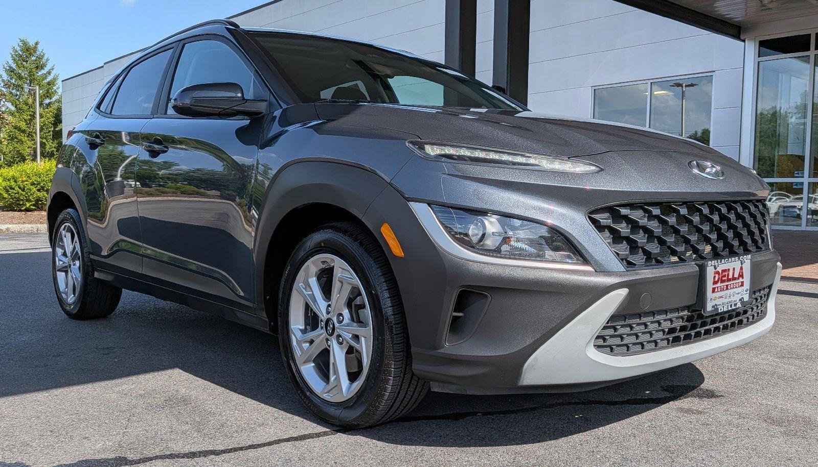 Used 2022 Hyundai Kona SEL w/ Convenience Package AWD/4WD image 4