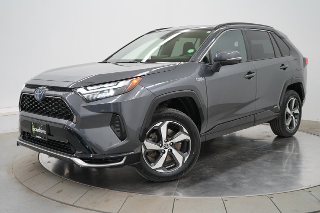 Used 2024 Toyota RAV4 SE w/ Weather & Moonroof Package AWD/4WD image 1