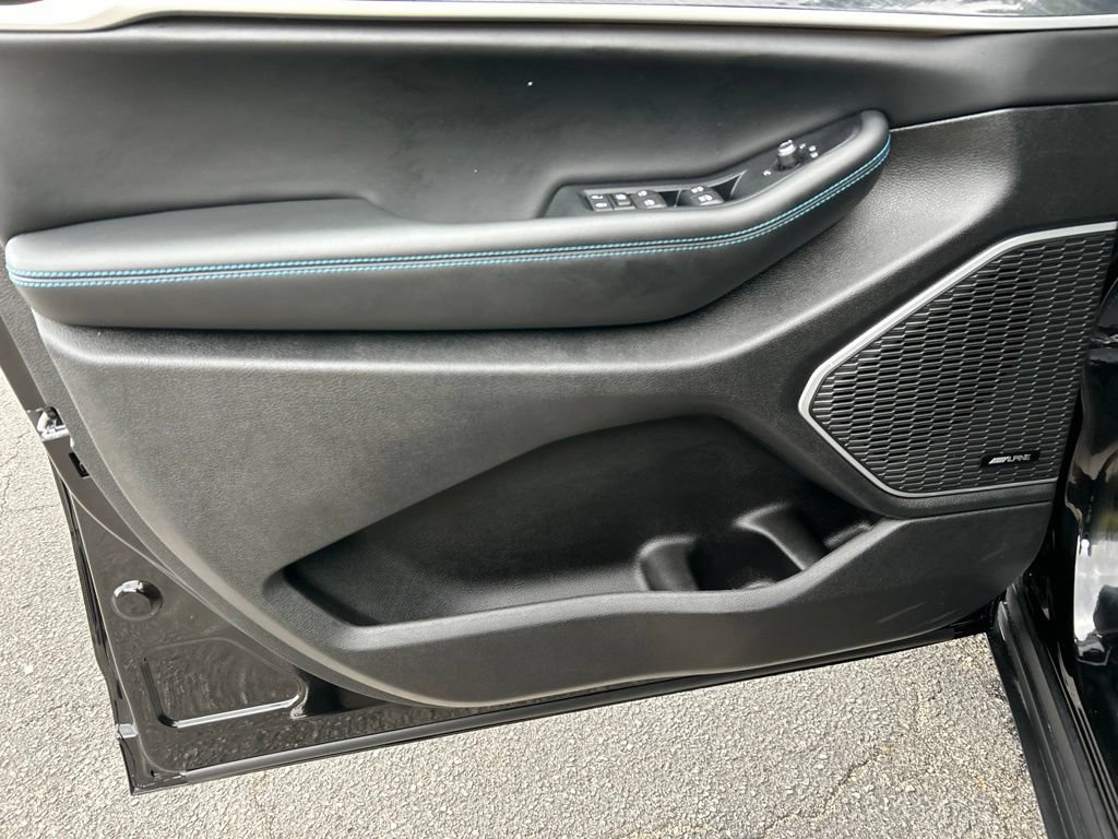 New 2024 Jeep Grand Cherokee Trailhawk w/ Advanced Protech Group II AWD/4WD image 12
