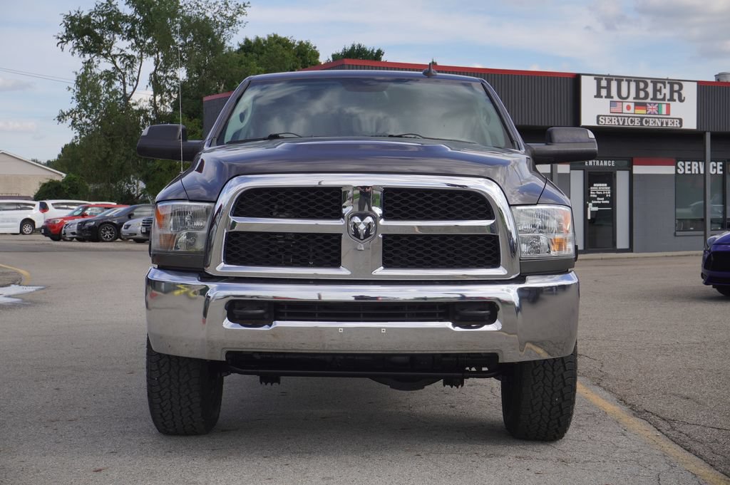 Used 2015 RAM 3500 SLT w/ Luxury Group AWD/4WD image 2