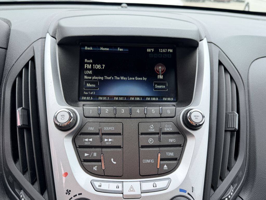 Used 2013 Chevrolet Equinox LT w/ Driver Convenience Package FWD image 16