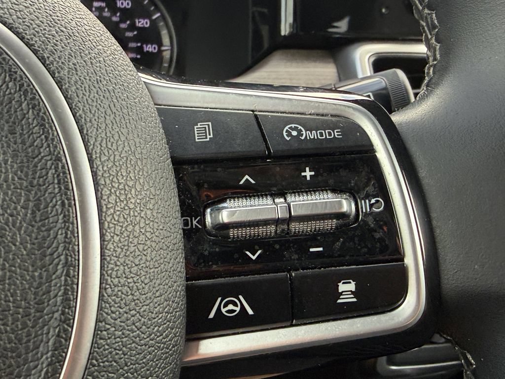 Used 2021 Kia Sorento EX FWD image 28