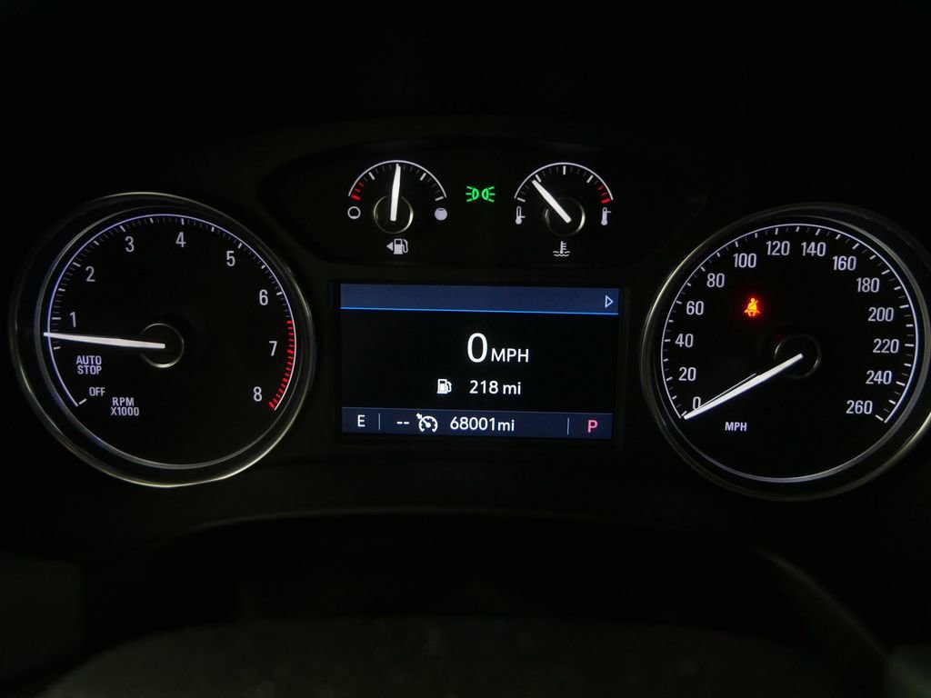 Used 2021 Buick Enclave Essence image 29