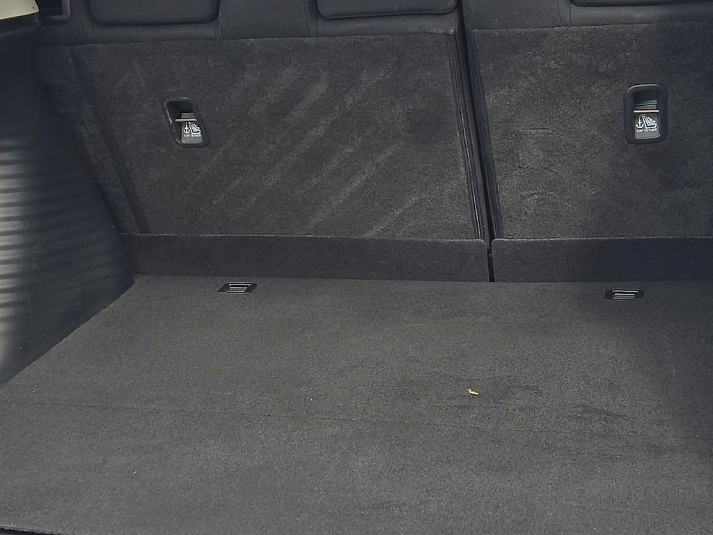 Used 2023 Honda HR-V LX image 9