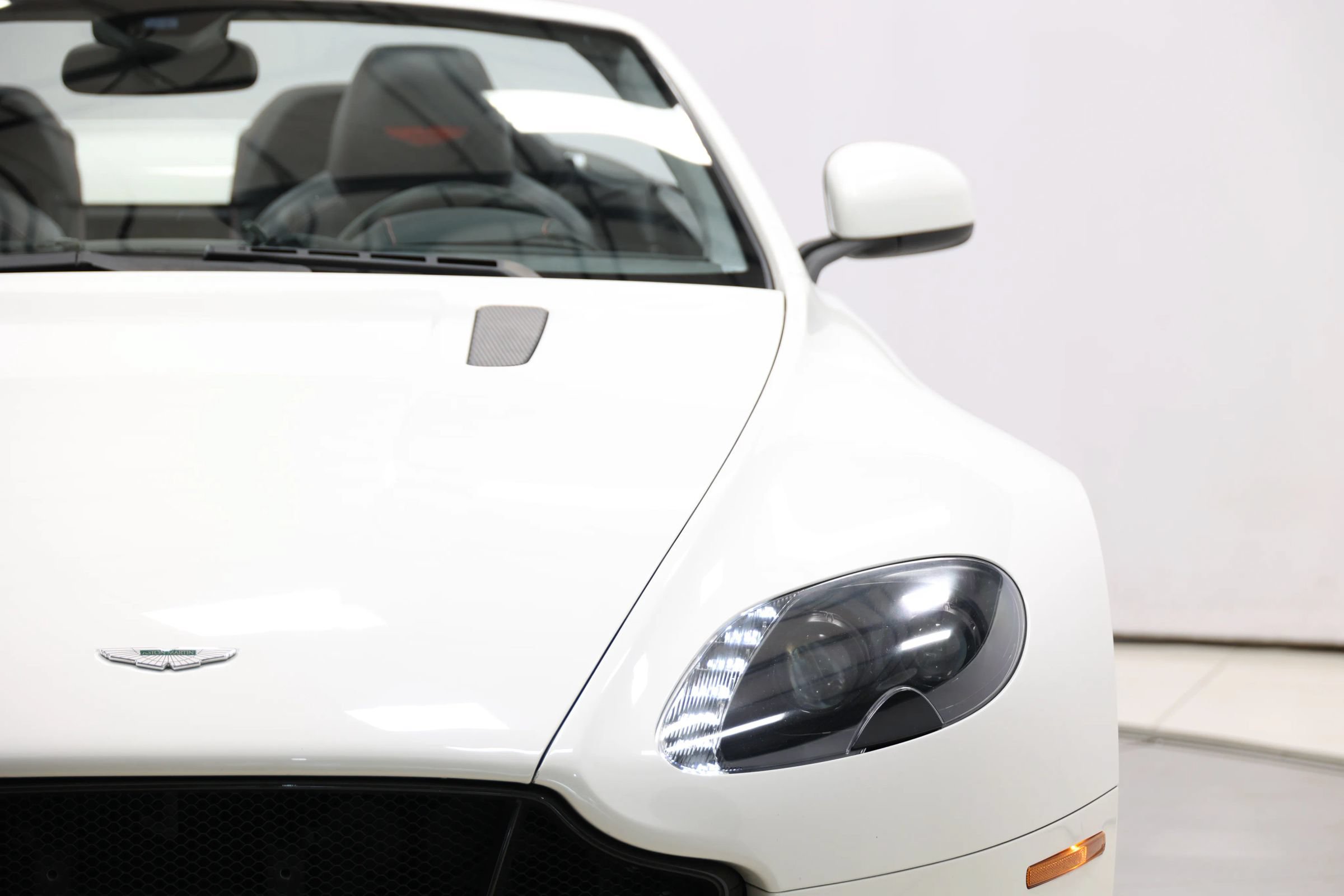 Used 2016 Aston Martin V8 Vantage GT RWD image 70