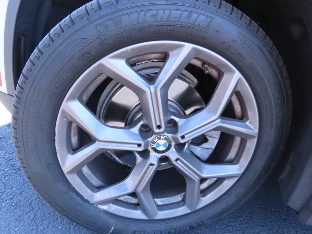 Used 2022 BMW X3 sDrive30i w/ Premium Package 2 (ZPA) RWD image 15