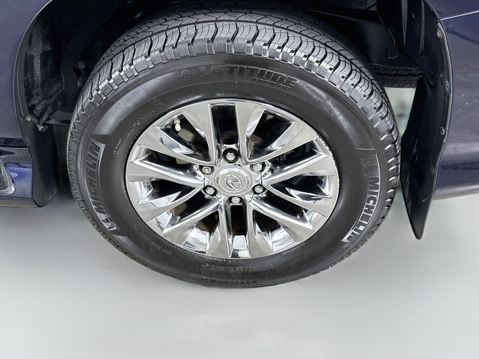 Used 2020 Lexus GX 460 Premium w/ Premium Package AWD/4WD image 30