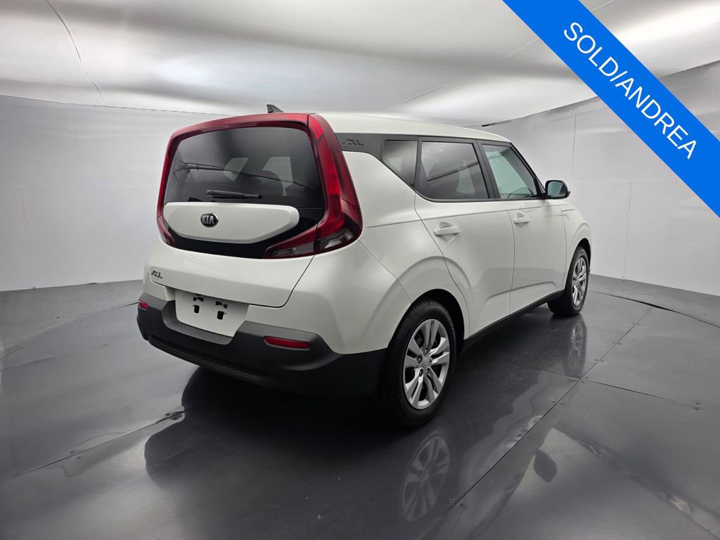 Used 2021 Kia Soul LX FWD image 4