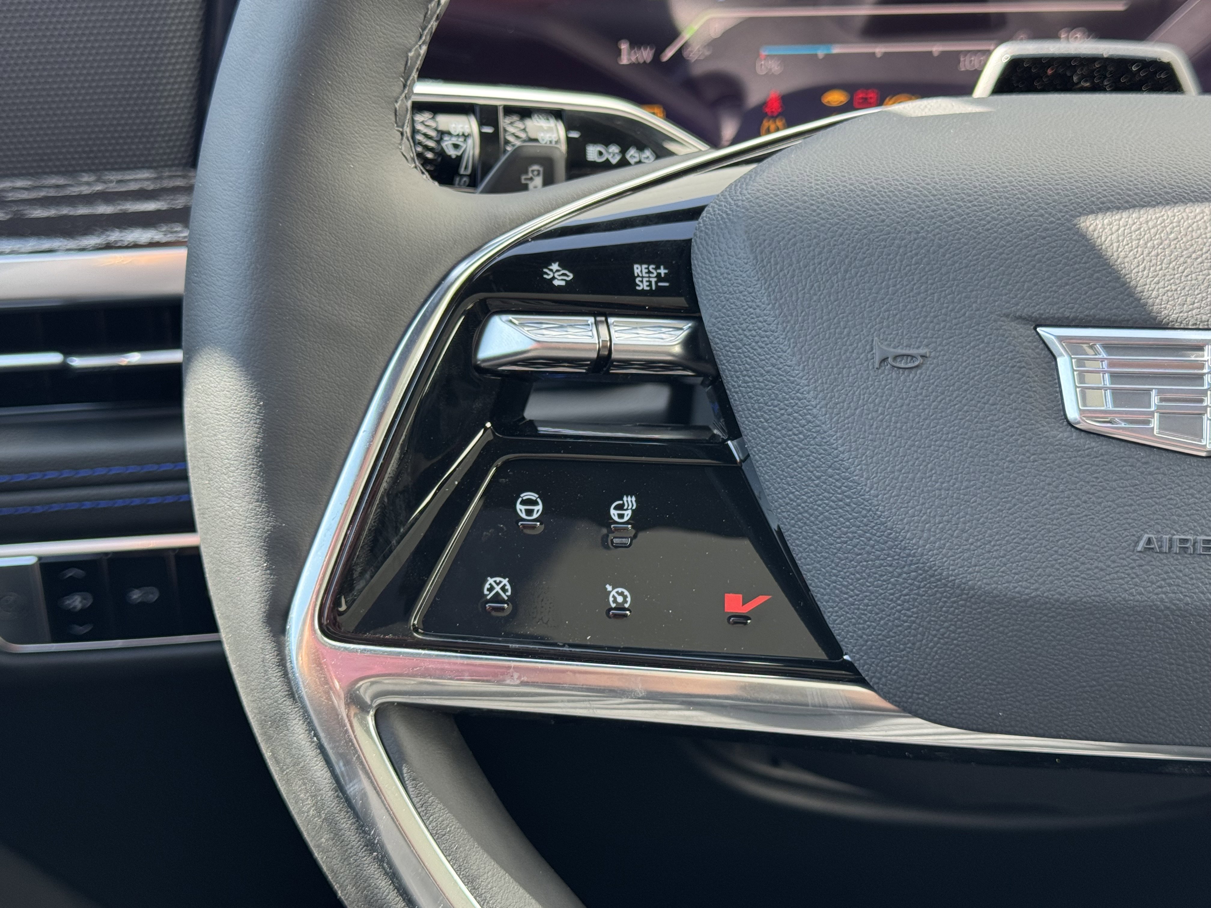 New 2025 Cadillac Escalade IQ Sport 1 w/ Smart Trailering package image 19