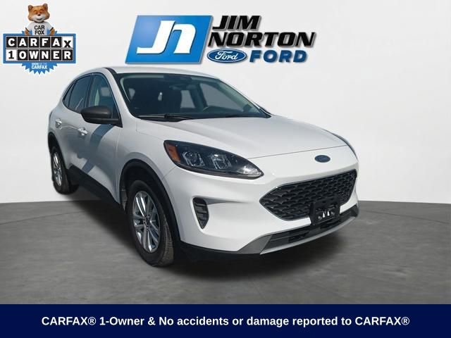 Used 2022 Ford Escape SE image 1