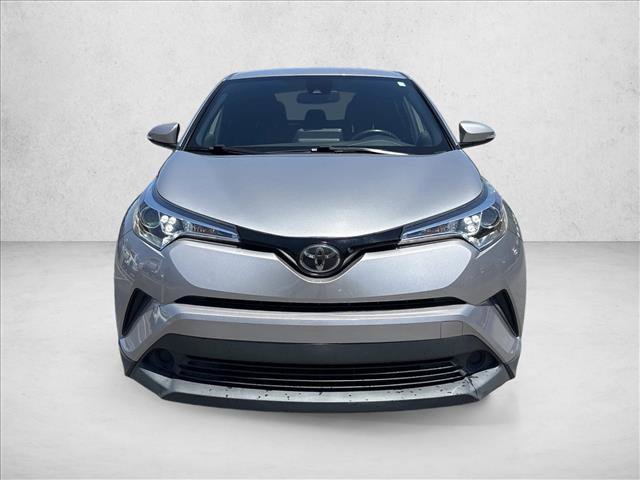 Used 2019 Toyota C-HR XLE FWD video 2