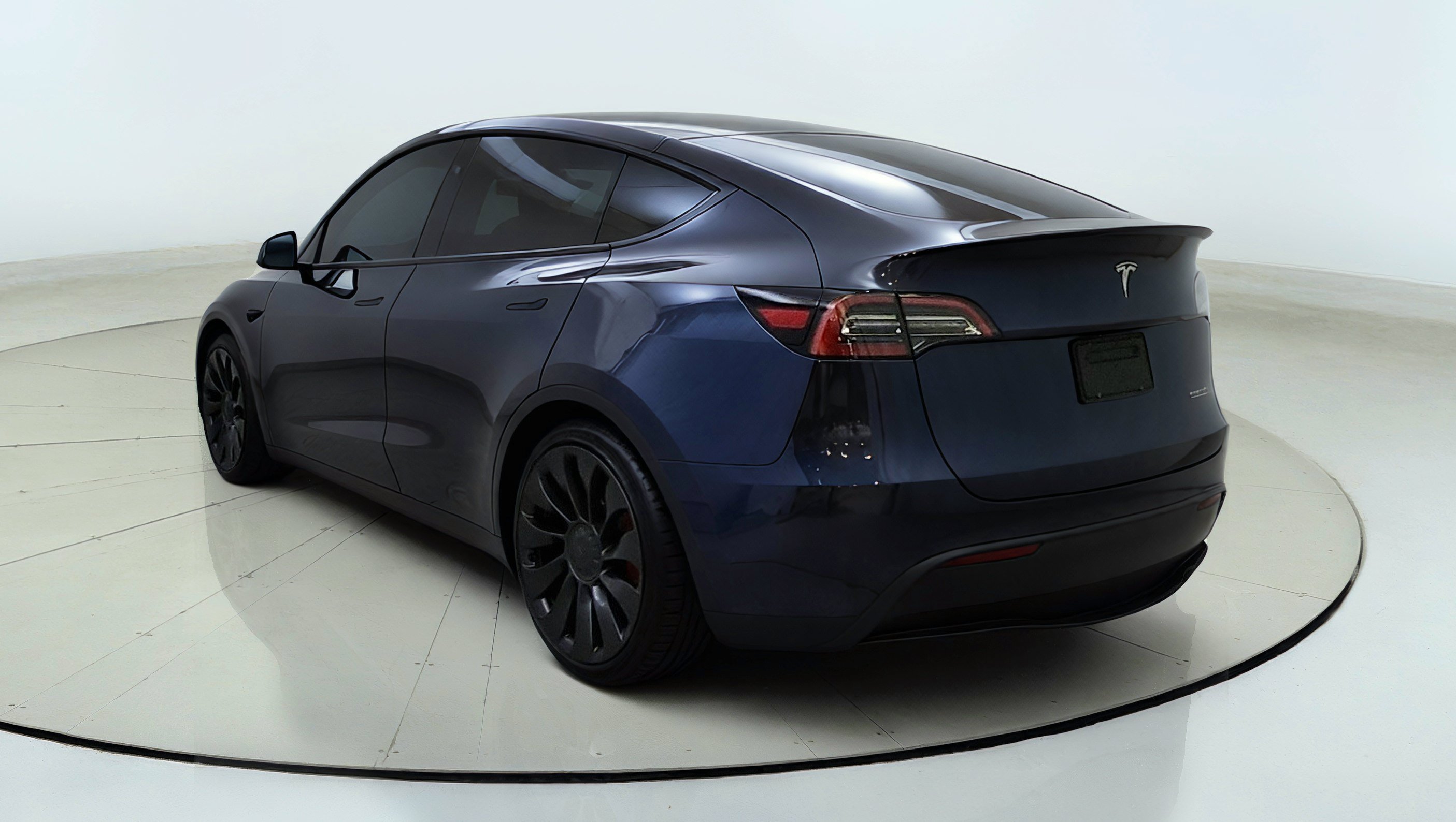 Used 2024 Tesla Model Y Performance AWD/4WD image 5