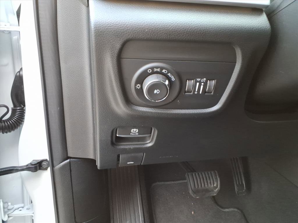 New 2026 Jeep Grand Cherokee Limited Reserve image 17