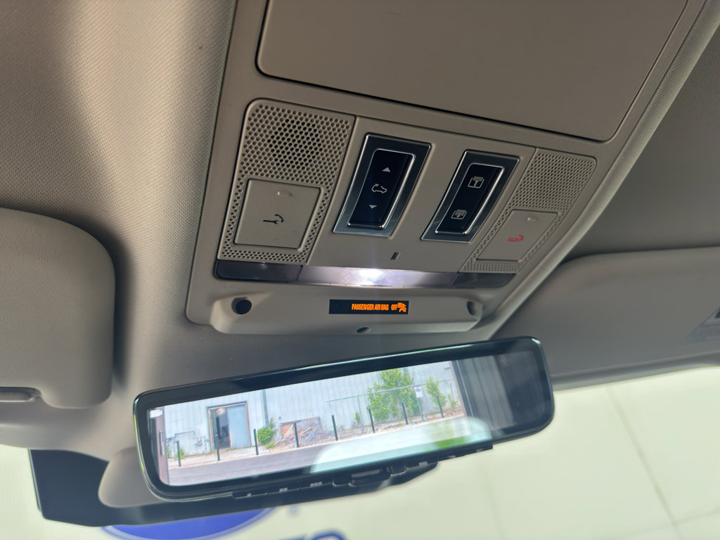 Used 2020 Land Rover Defender 110 HSE AWD/4WD image 28